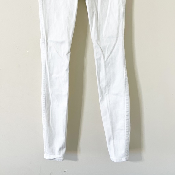 Hollister High Rise White Denim Jean Jegging Size 00 (23) - Picture 3 of 10